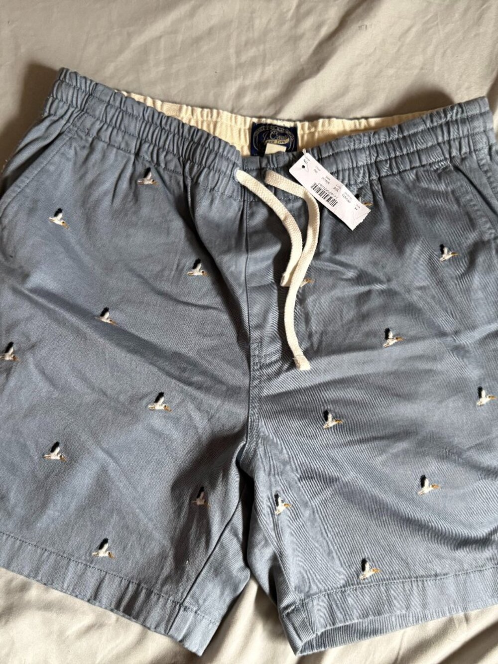J. Crew Seagull stitch pattern Dock Short 6" inseam medium $79.50
